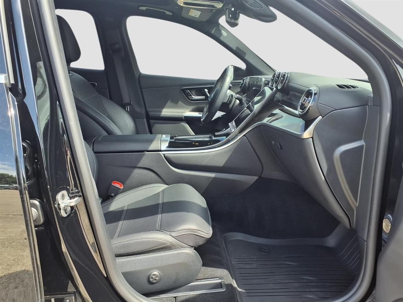 Mercedes-Benz GLC-Class GLC300 4MATIC 2023