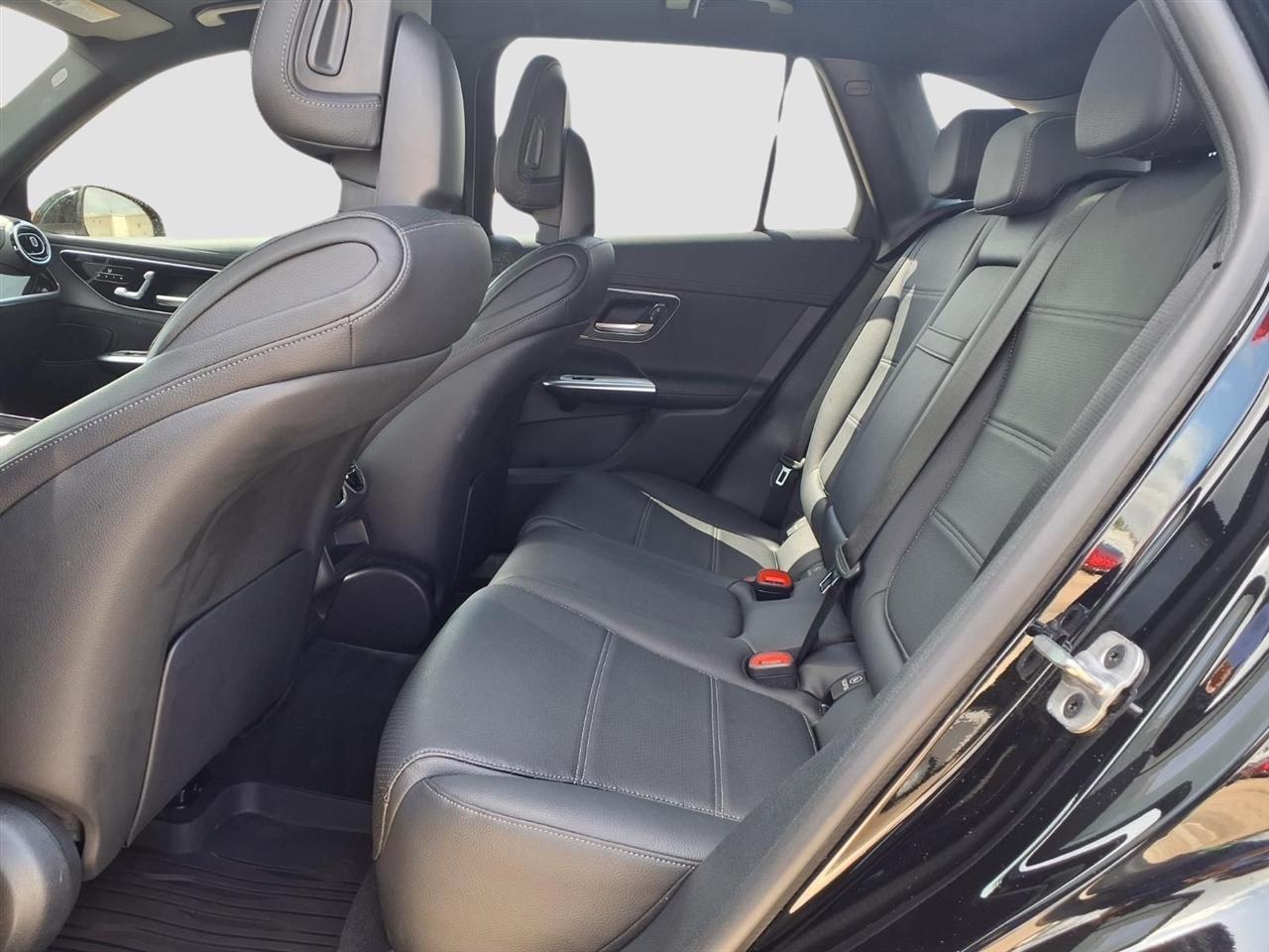 Mercedes-Benz GLC-Class GLC300 4MATIC 2023