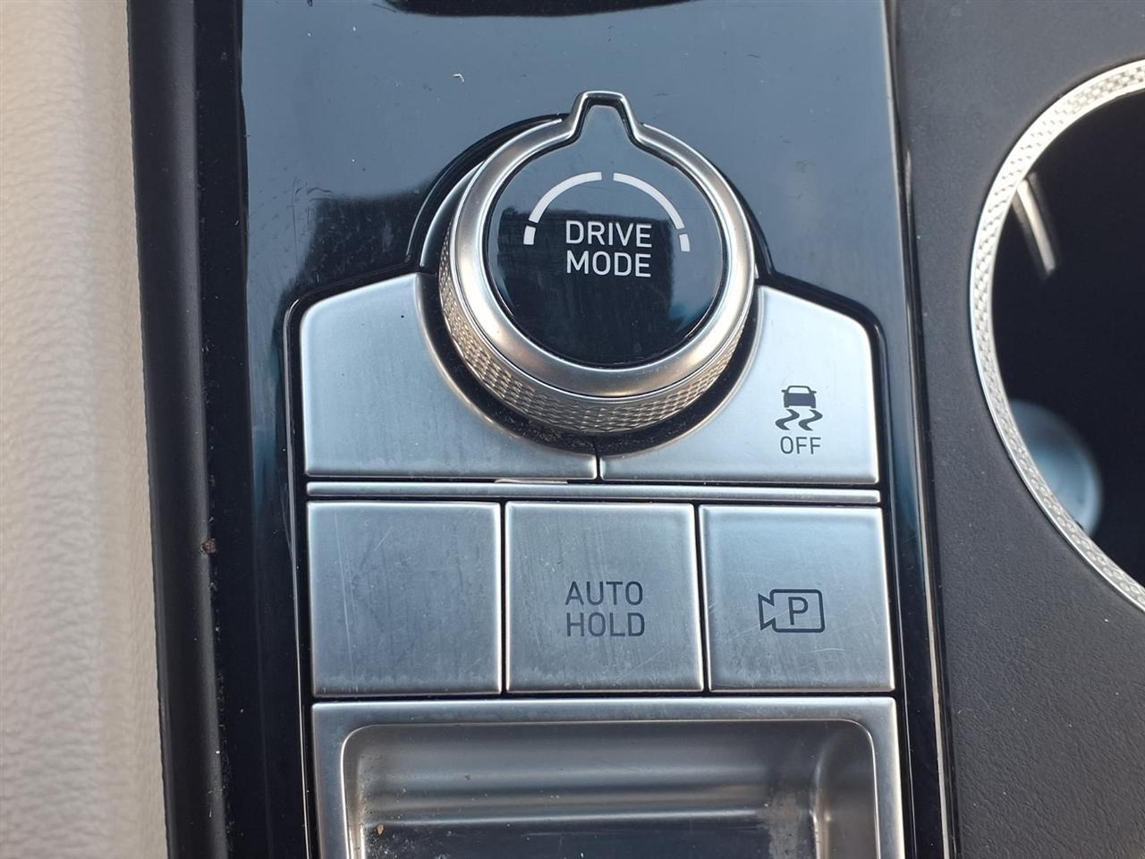 Genesis G70 2.5T 2025