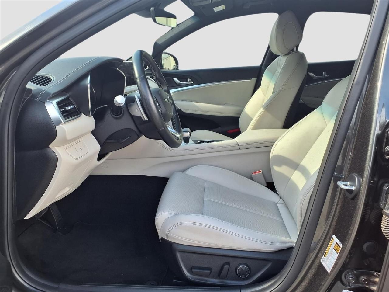 Genesis G70 2.5T 2025