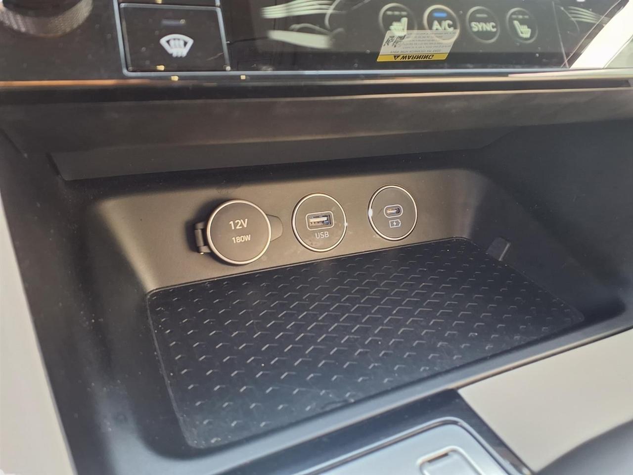 Genesis G70 2.5T 2025