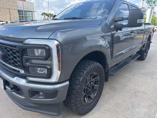 Ford F-250 SD XL Crew Cab 4WD 2024