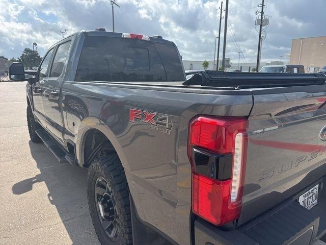 Ford F-250 SD XL Crew Cab 4WD 2024