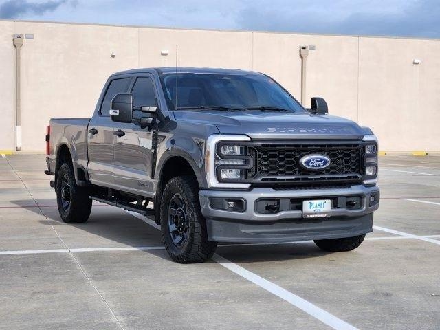 Ford F-250 SD XL Crew Cab 4WD 2024
