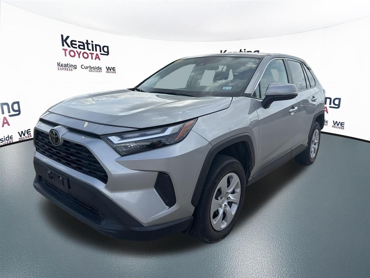 Toyota RAV4 LE 2024