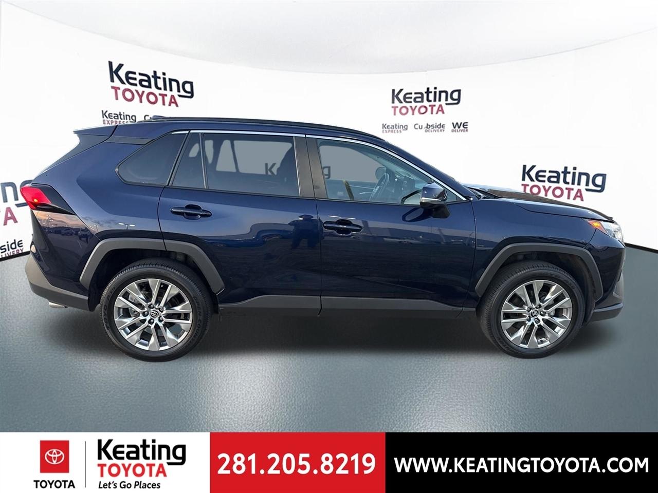 Toyota RAV4 XLE Premium AWD 2024