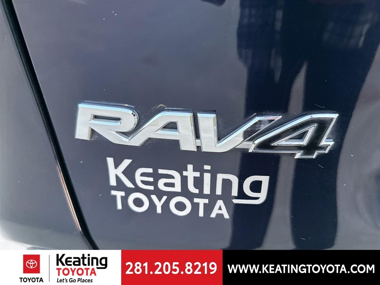 Toyota RAV4 XLE Premium AWD 2024