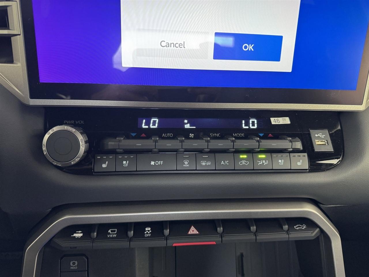 Toyota Tundra Platinum CrewMax 4WD 2026