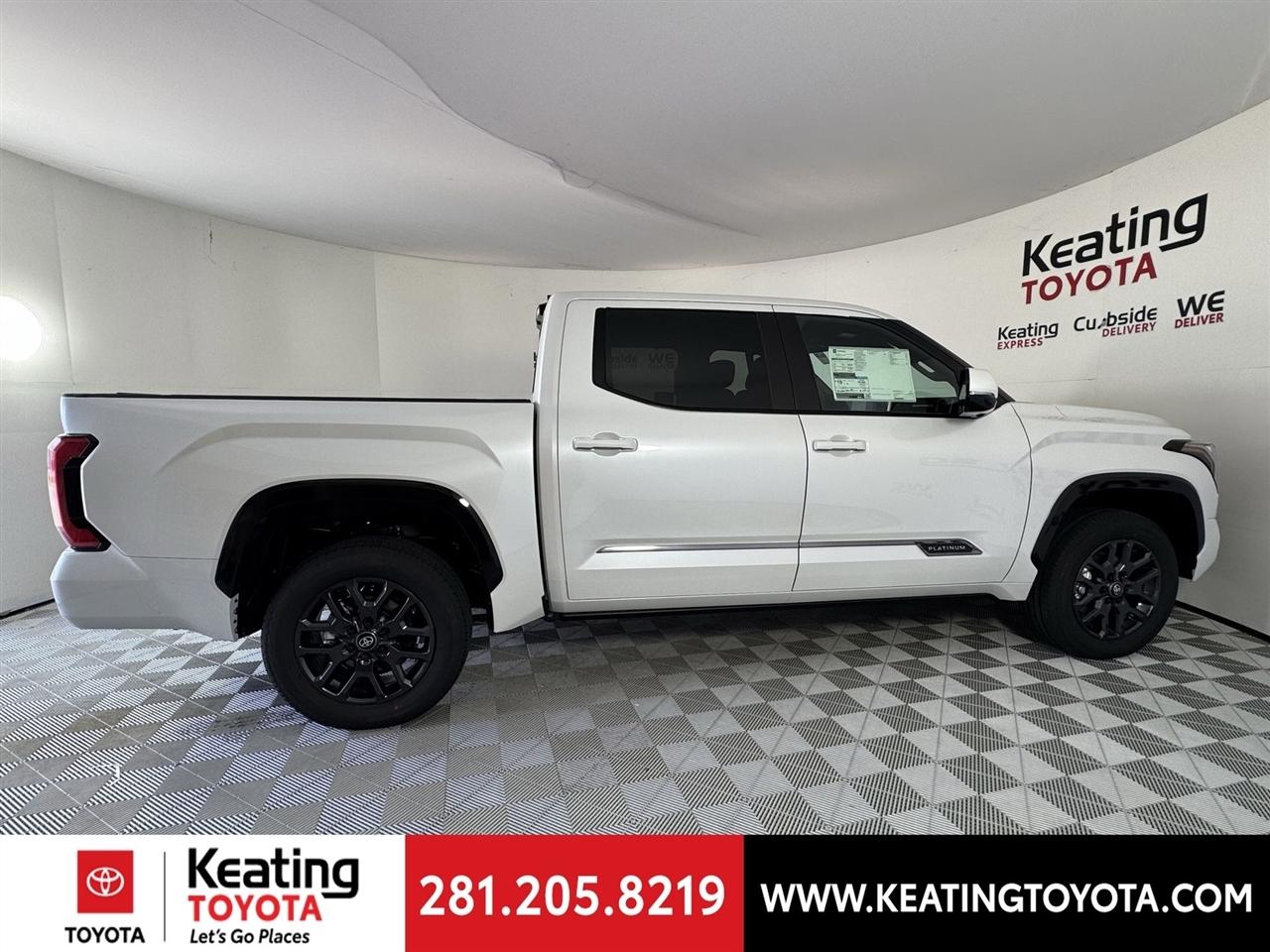 Toyota Tundra Platinum CrewMax 4WD 2026