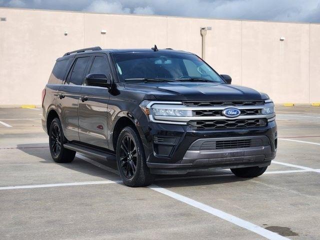 Ford Expedition XLT 2024