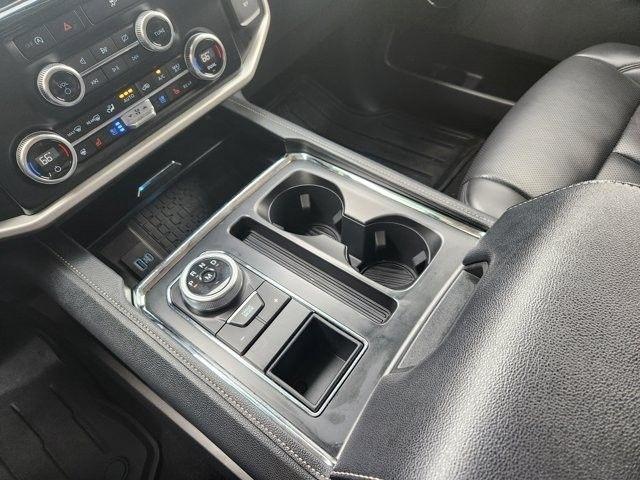 Ford Expedition XLT 2024