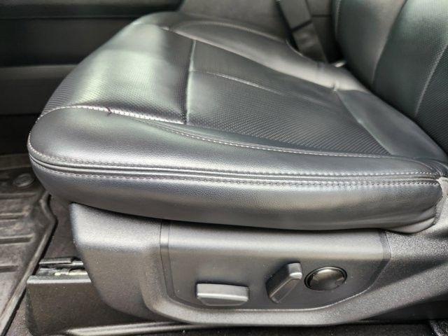 Ford Expedition XLT 2024