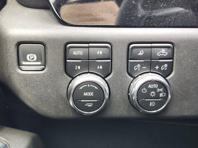 GMC Sierra 2500HD SLT Crew Cab 4WD 2024