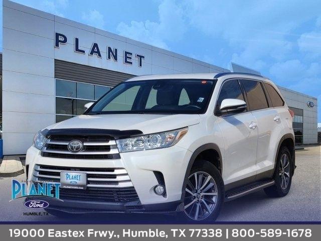 2019 Toyota Highlander SE FWD V6