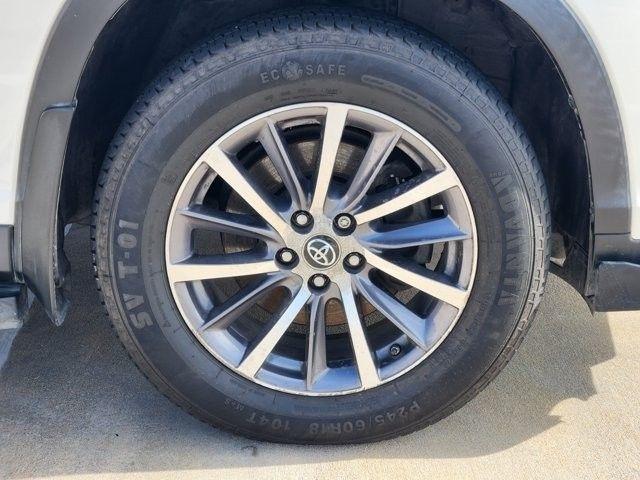 Toyota Highlander SE FWD V6 2019