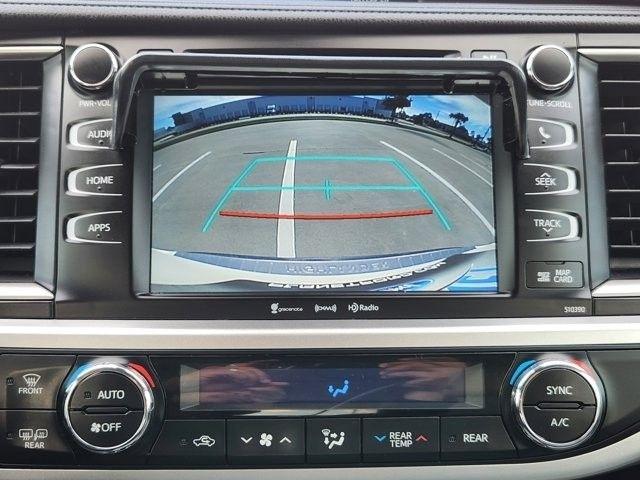 Toyota Highlander SE FWD V6 2019