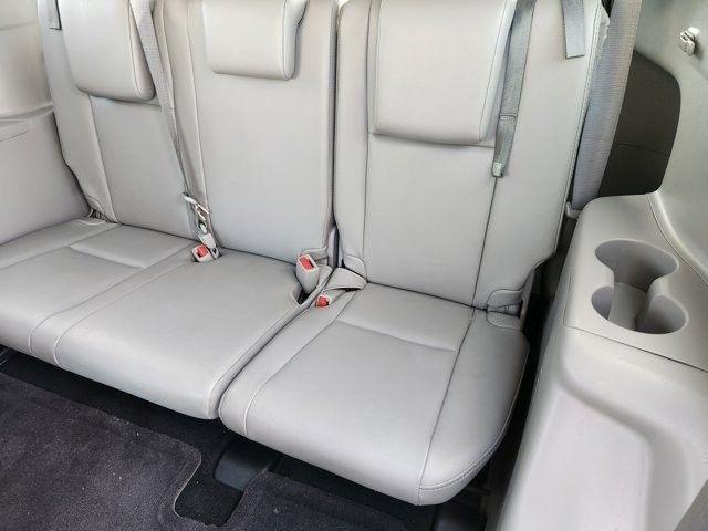 Toyota Highlander SE FWD V6 2019