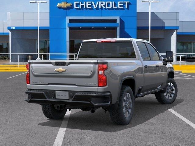 Chevrolet Silverado 2500HD Custom Crew Cab Long Box 4WD 2026