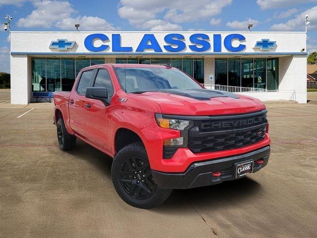 2023 Chevrolet Silverado 1500 Trail Boss Custom Crew Cab 4WD