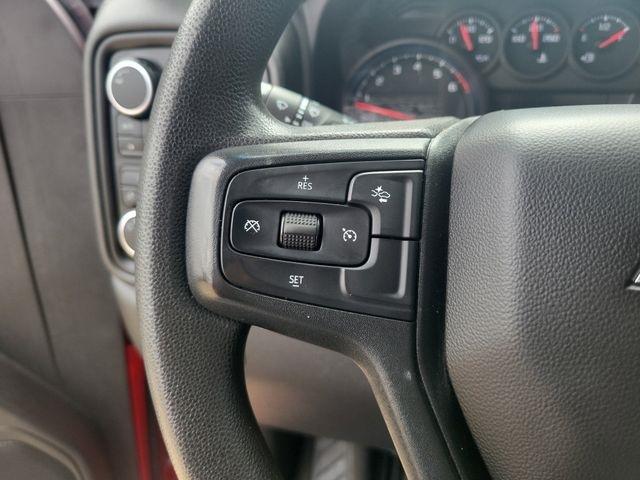 Chevrolet Silverado 1500 Trail Boss Custom Crew Cab 4WD 2023