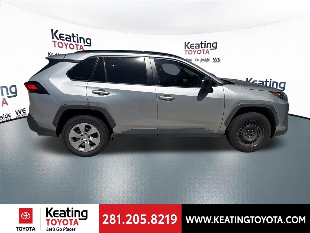 Toyota RAV4 LE 2019