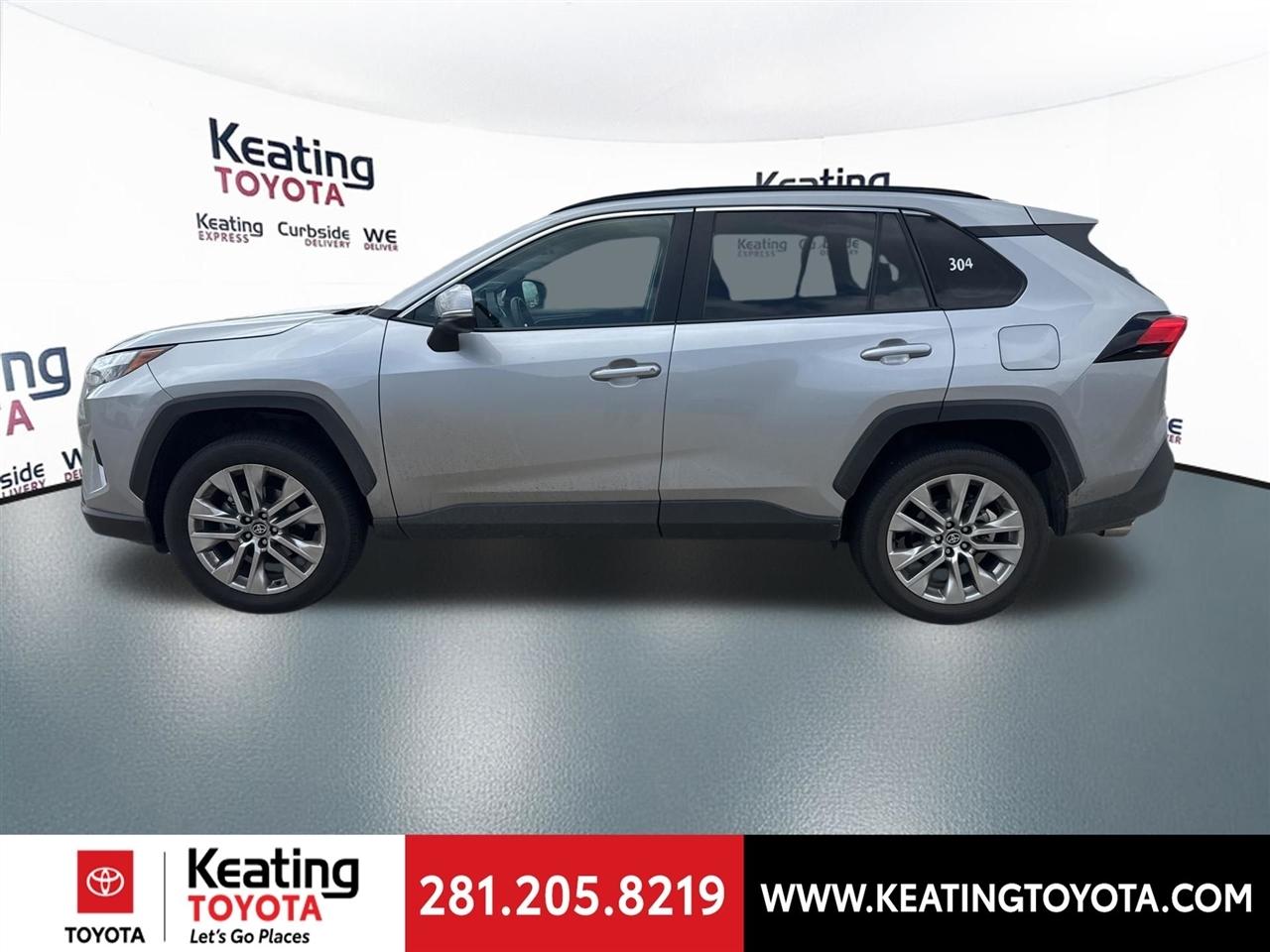 Toyota RAV4 XLE Premium AWD 2024