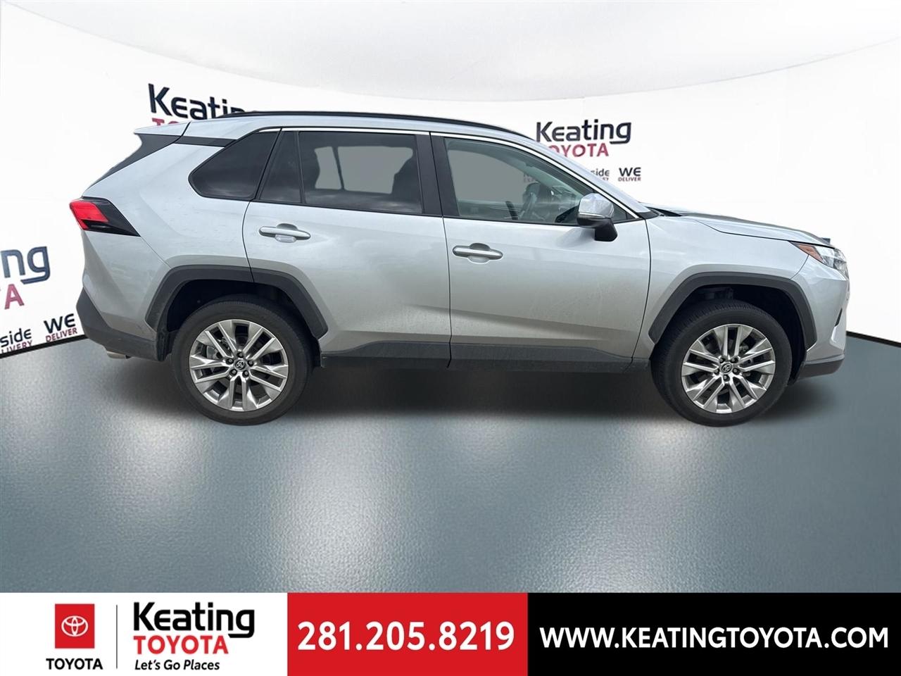 Toyota RAV4 XLE Premium AWD 2024