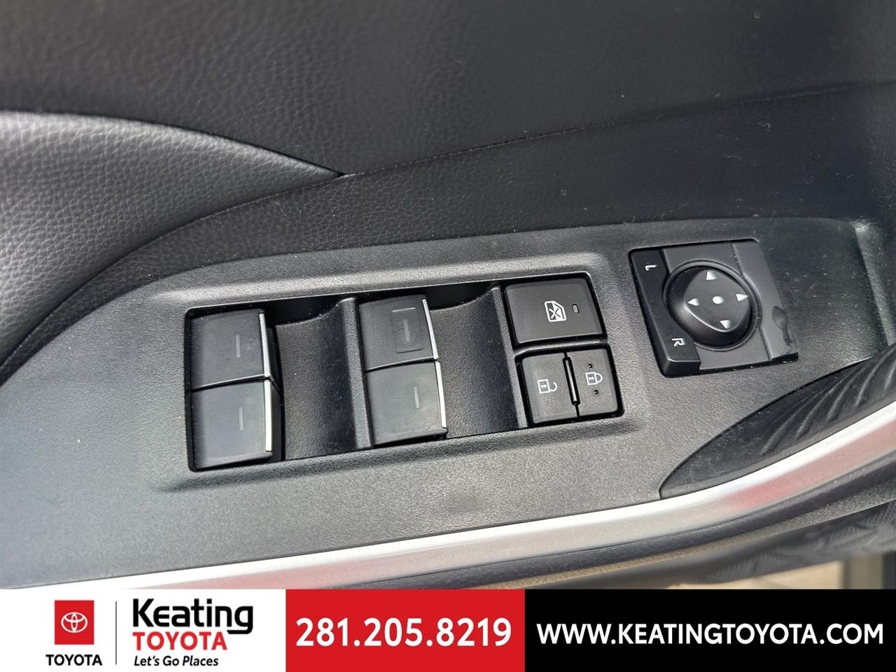 Toyota RAV4 XLE Premium AWD 2024