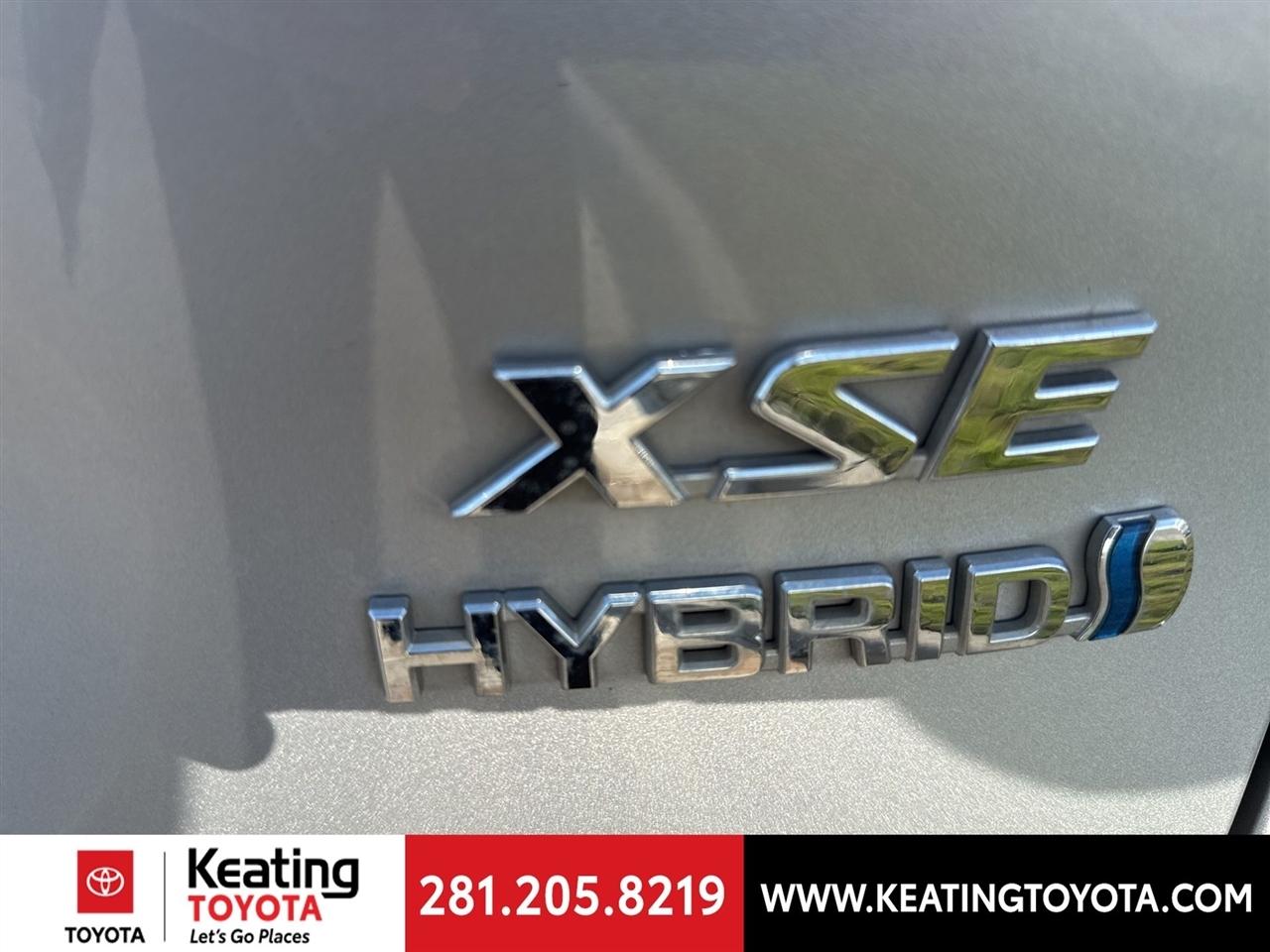 Toyota RAV4 Hybrid XSE 2019