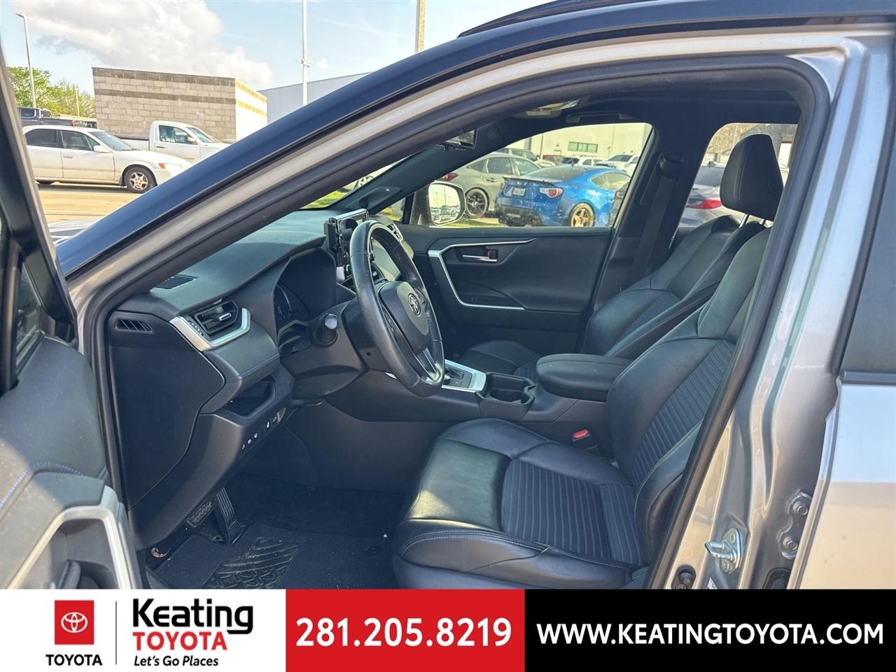 Toyota RAV4 Hybrid XSE 2019