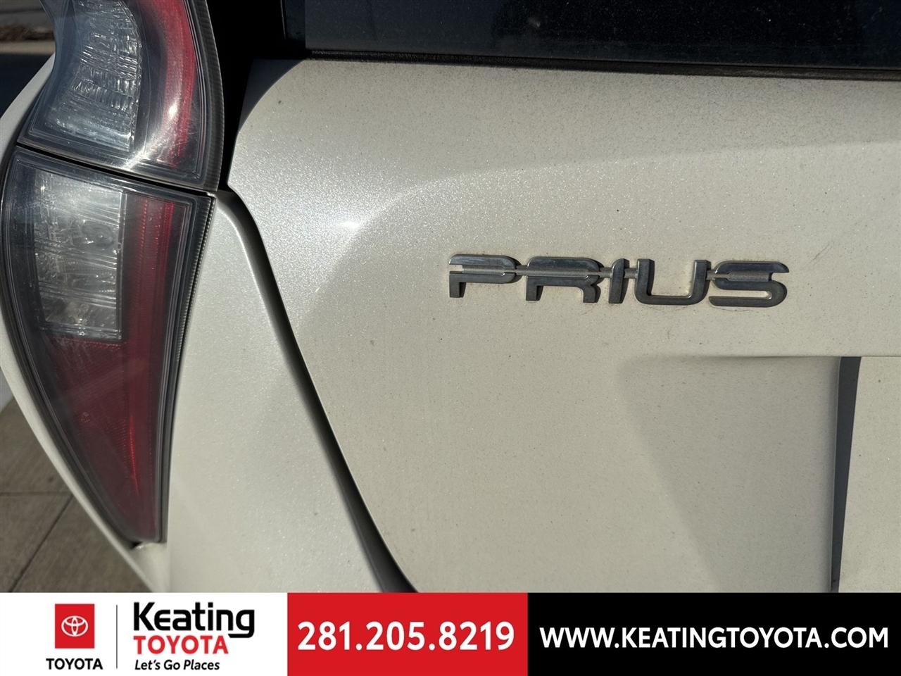 Toyota Prius Two 2017