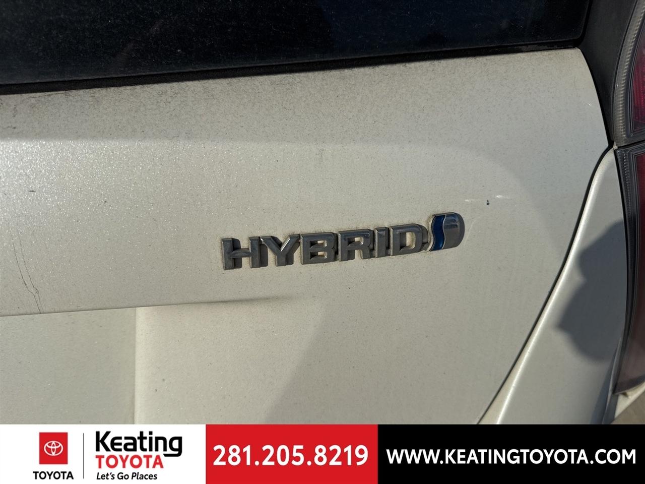 Toyota Prius Two 2017