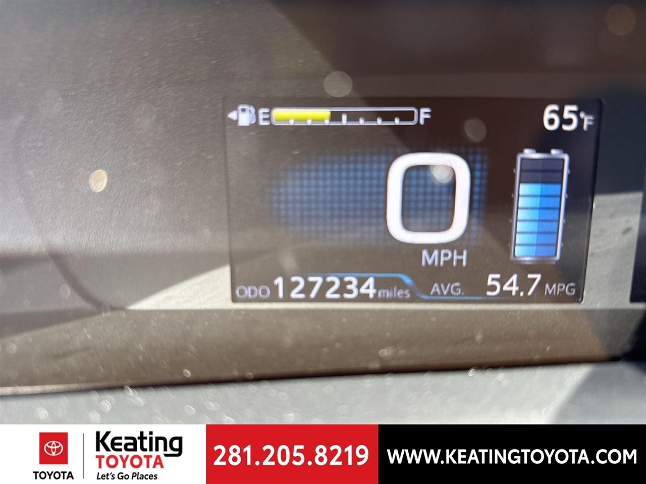 Toyota Prius Two 2017