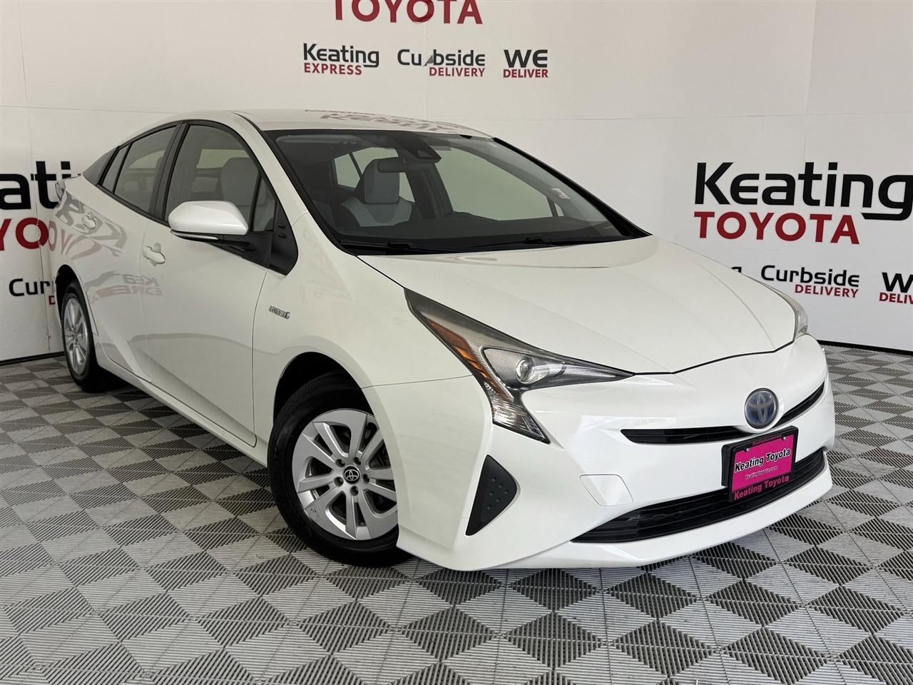 Toyota Prius Two 2017