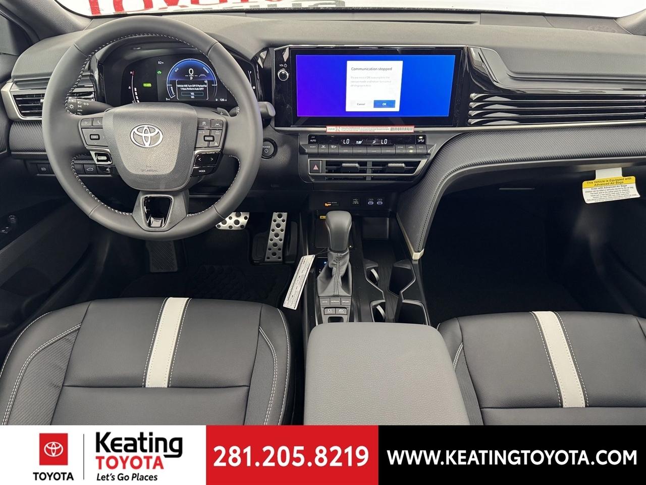 Toyota Camry Hybrid XLE 2026