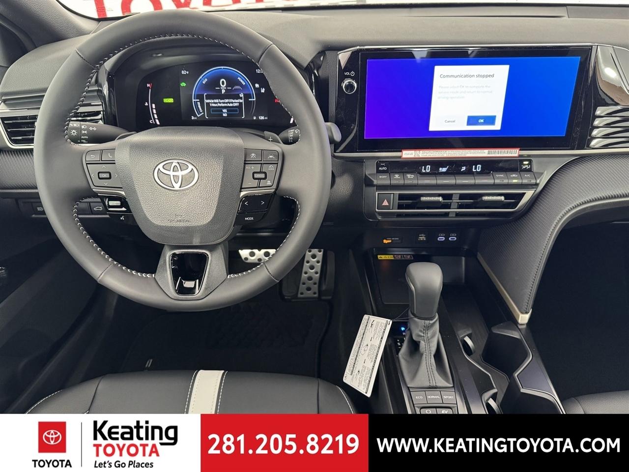 Toyota Camry Hybrid XLE 2026