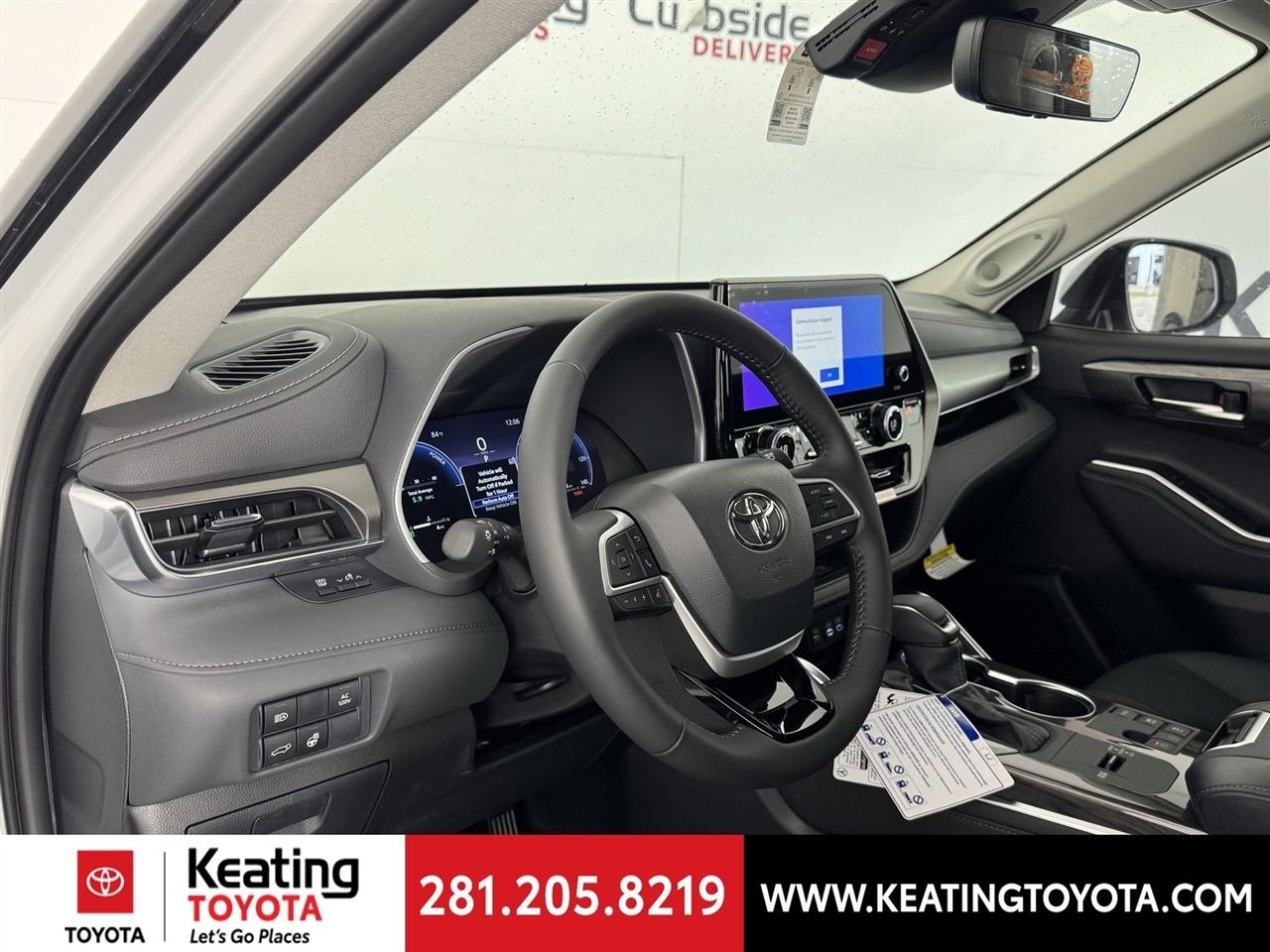 Toyota Highlander Hybrid Limited AWD 2026