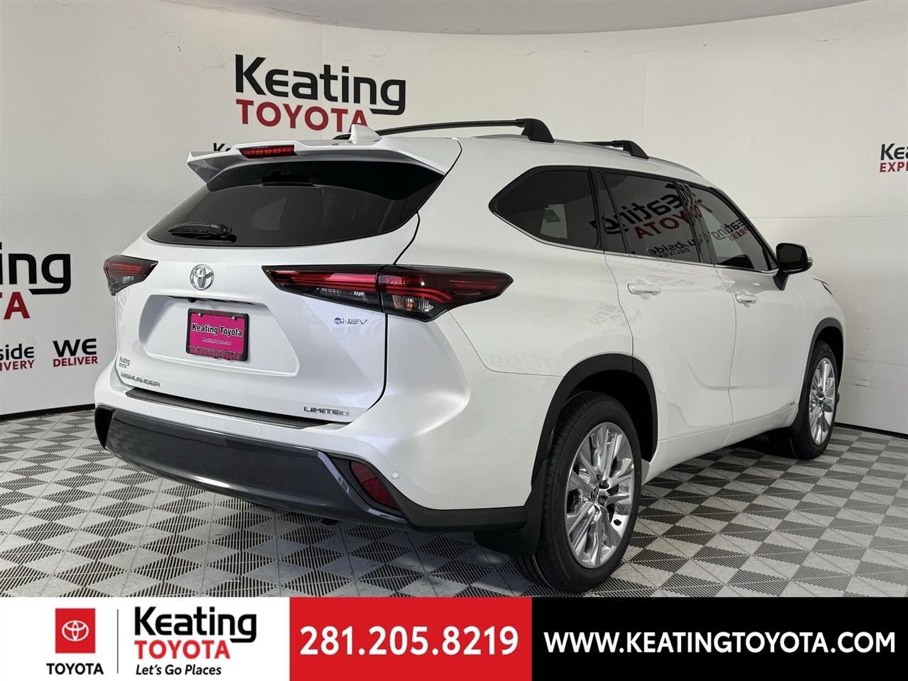 Toyota Highlander Hybrid Limited AWD 2026