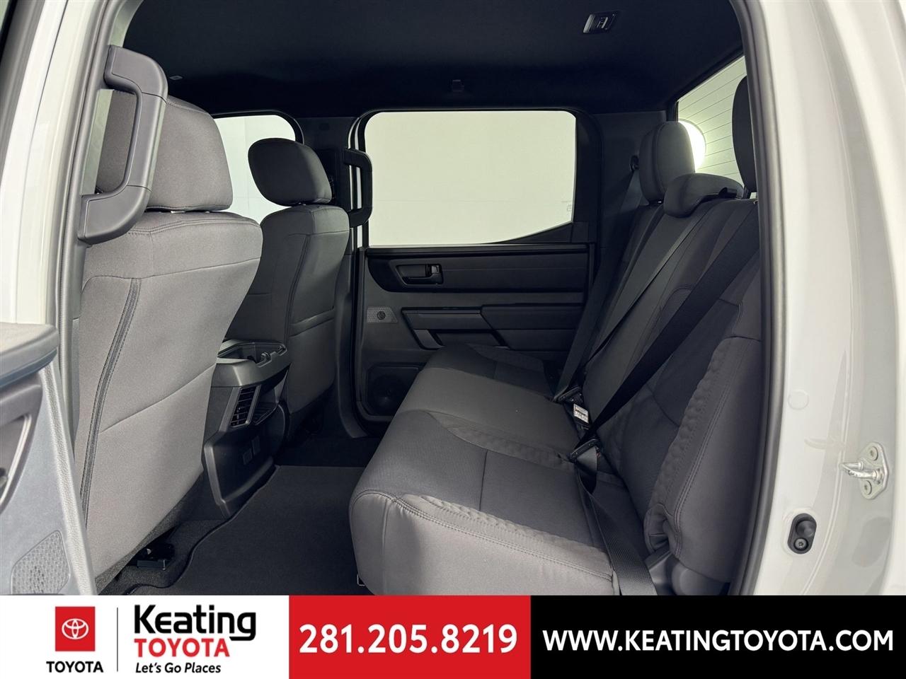 Toyota Tundra SR CrewMax 2WD 2026