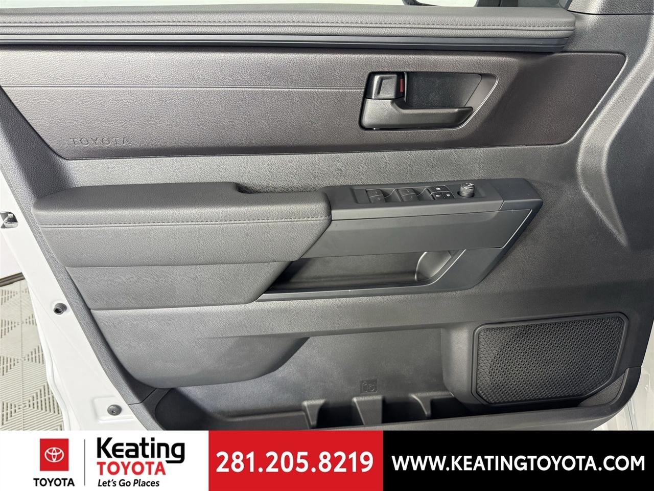 Toyota Tundra SR CrewMax 2WD 2026