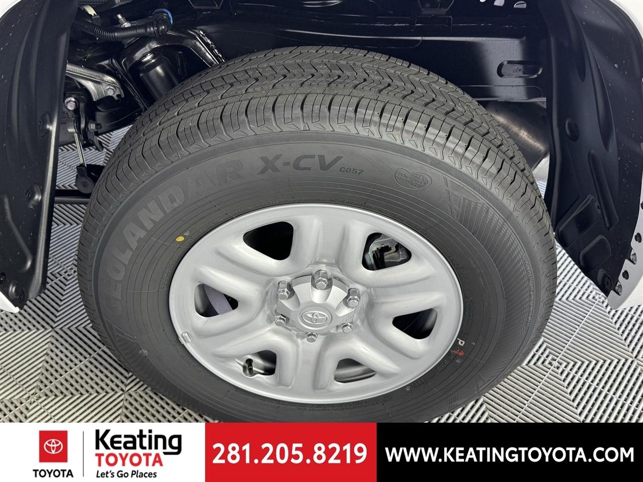 Toyota Tundra SR CrewMax 2WD 2026