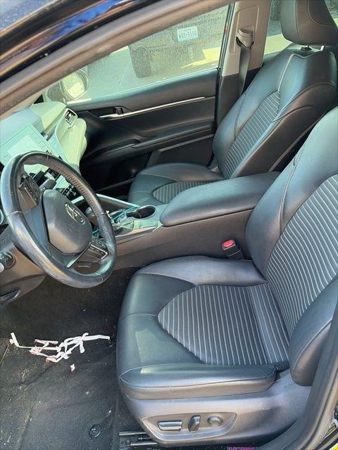 Toyota Camry SE 2022