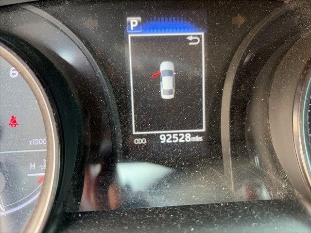 Toyota Camry SE 2022