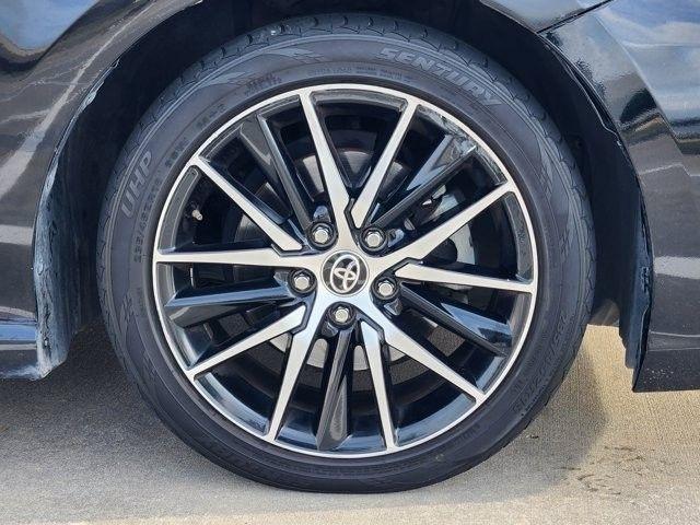 Toyota Camry SE 2022