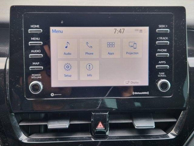 Toyota Camry SE 2022