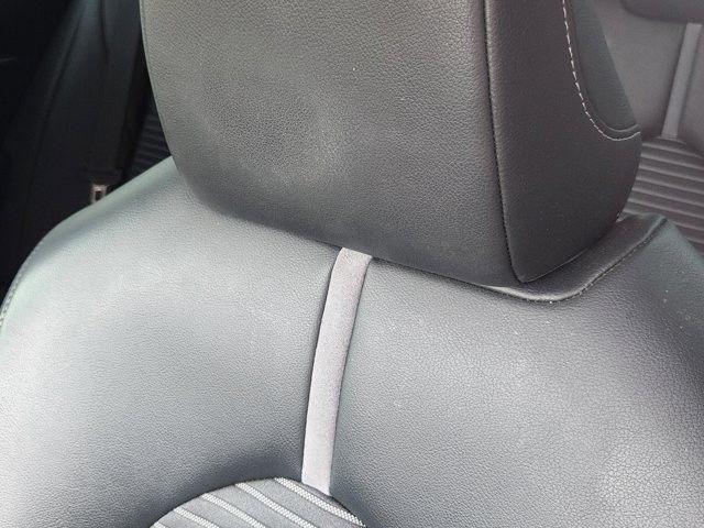 Toyota Camry SE 2022