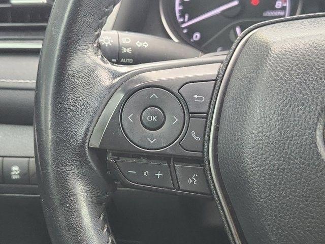 Toyota Camry SE 2022