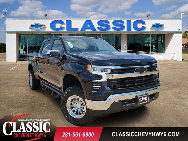 Chevrolet Silverado 1500 LT Crew Cab 4WD 2026