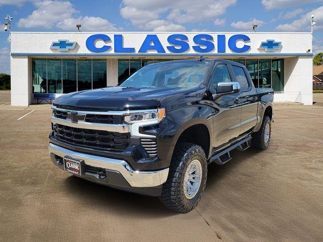 Chevrolet Silverado 1500 LT Crew Cab 4WD 2026