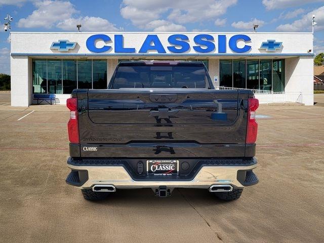 Chevrolet Silverado 1500 LT Crew Cab 4WD 2026